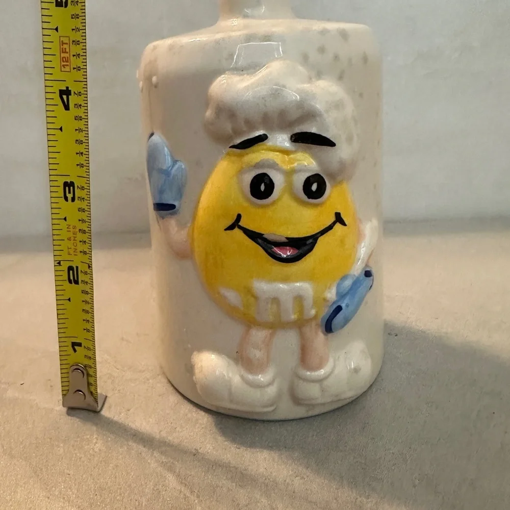 M&MS yellow m&m